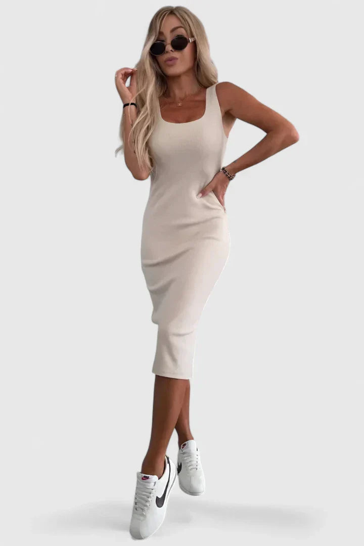 Leynara Comfortable Set