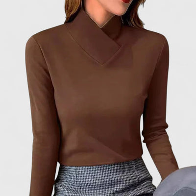 Yulienne Elegant Turtleneck