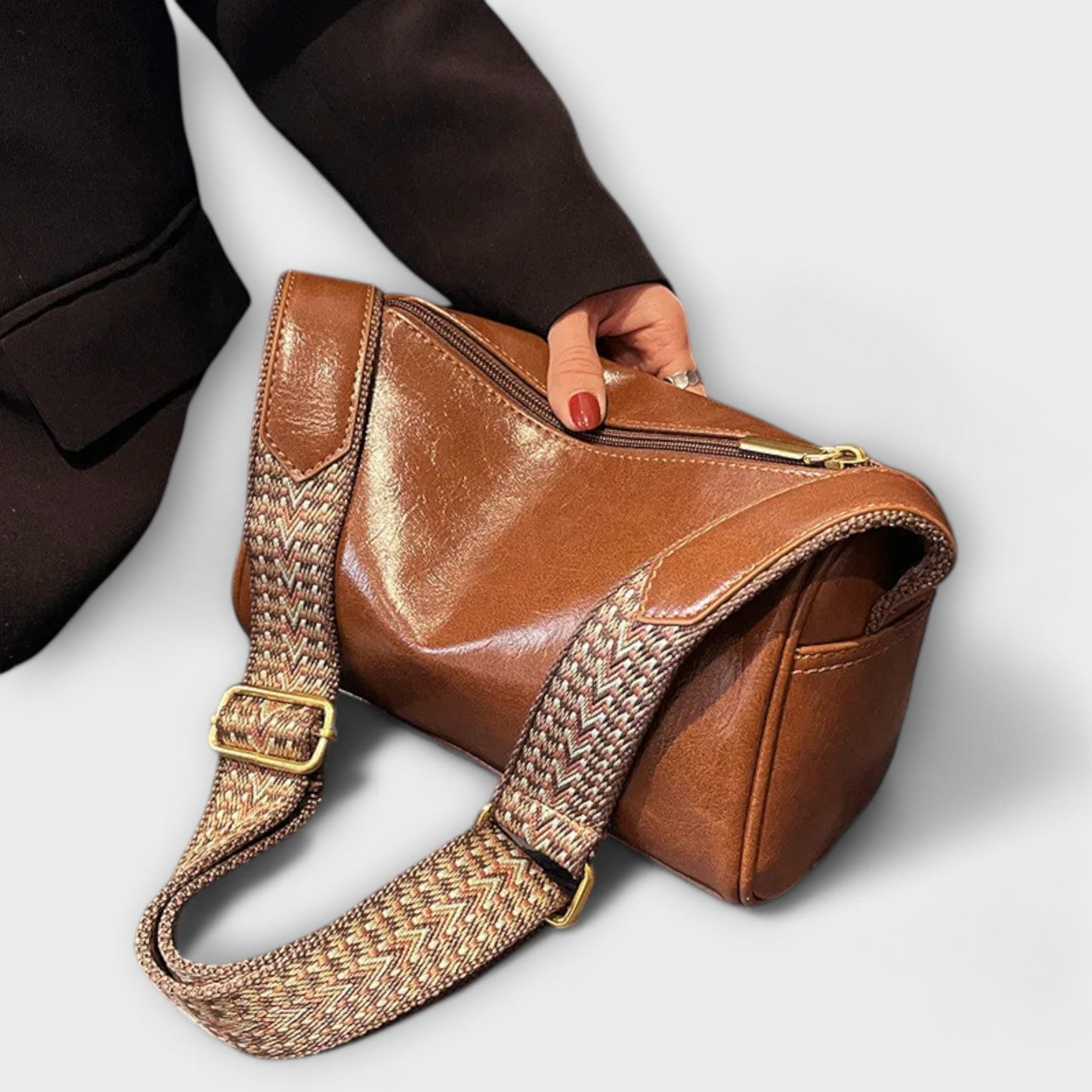 Olivia Vintage Crossbody Bag