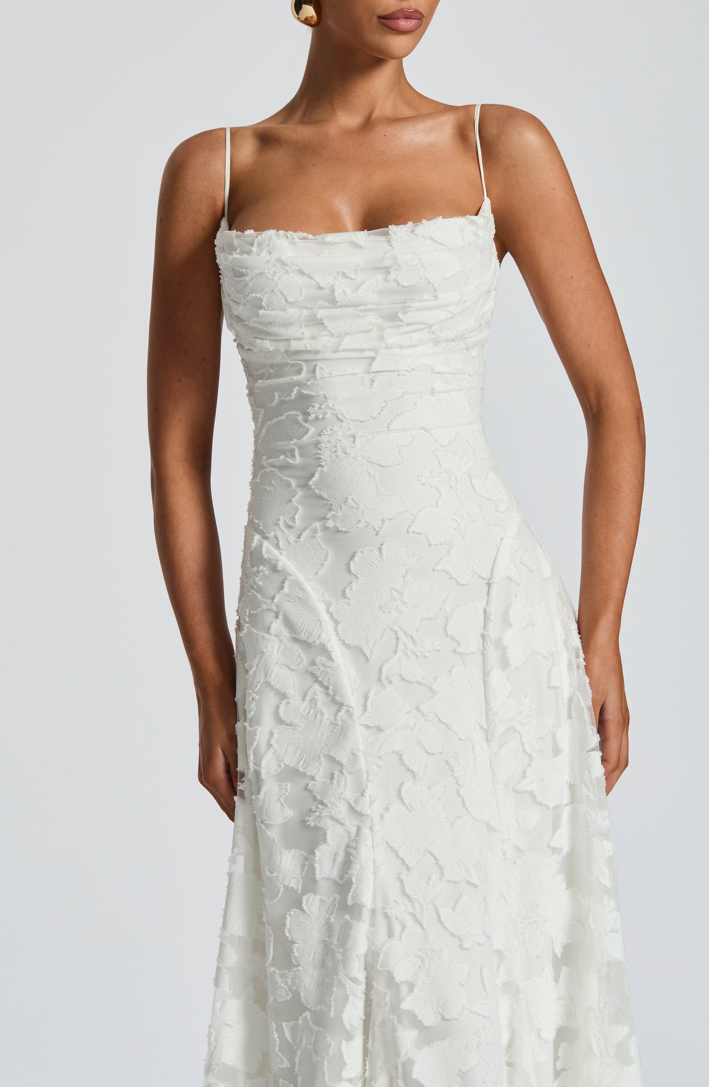 Maevy Elegant Maxi Dress