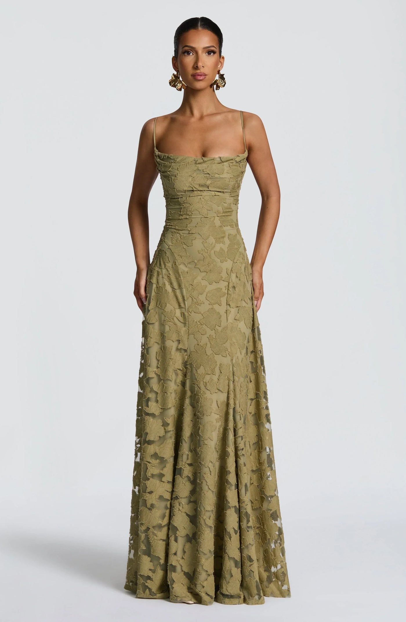 Maevy Elegant Maxi Dress